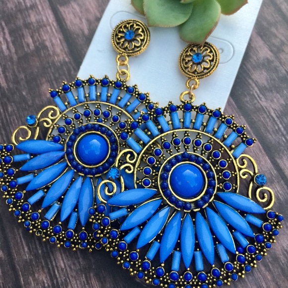 large blue rhinestone statement earrings - Picture 4 of 5